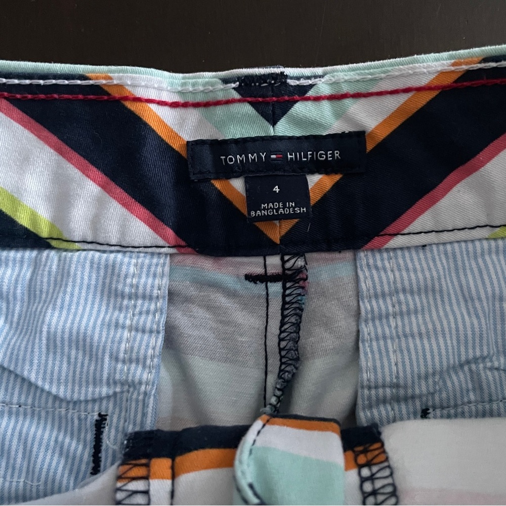 TOMMY HILFIGER Short 4 Multi-Color Striped Chino Shorts Preppy Coastal Summer - Picture 8 of 11